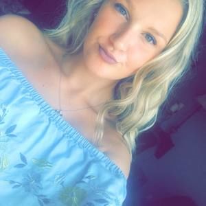 Meet your Posher, Hayley